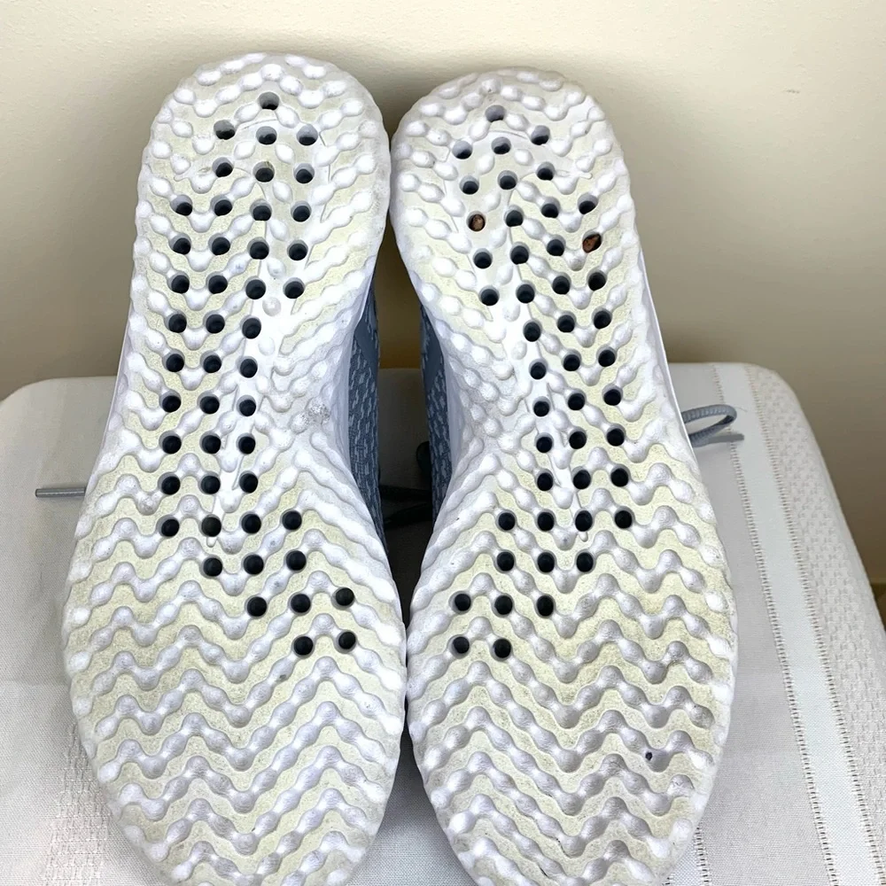 Nike womens Rival Light Gray Sneaker, Size 10 - Picture 9 of 10